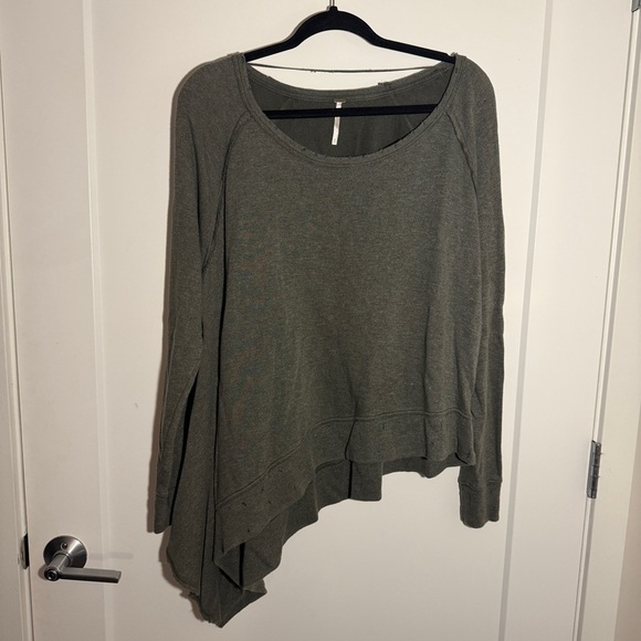 Free People Tops - Free People Oversized Distressed Sweatshirt (Size M/L)